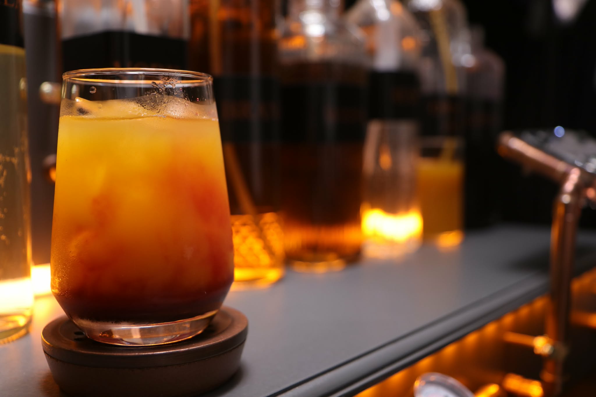 Talus cocktail machine